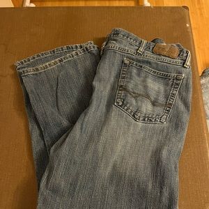 Wrangler 42x32 relaxed boot cut blue jeans